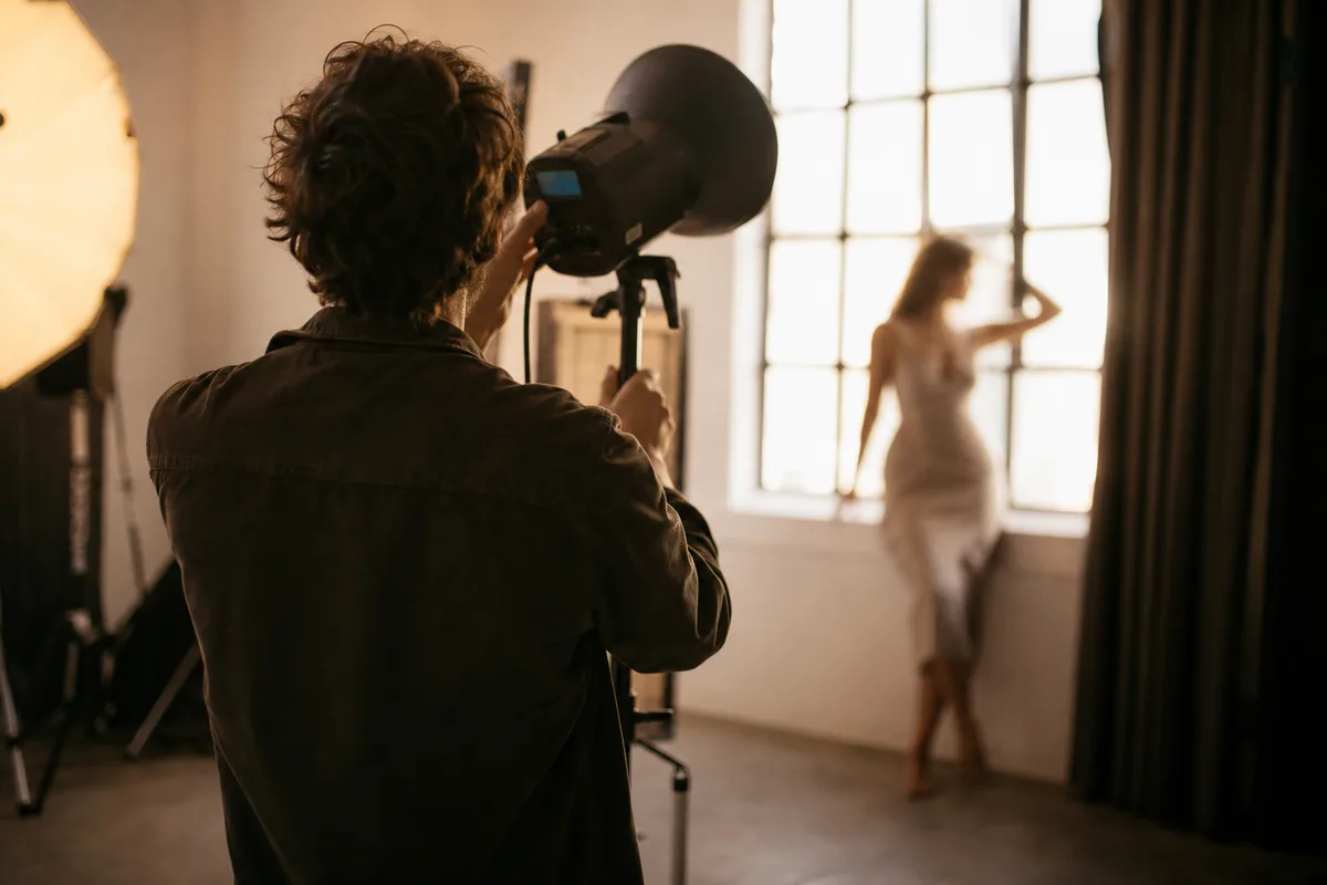 Réussir un portrait expressif : diriger modèle et regard